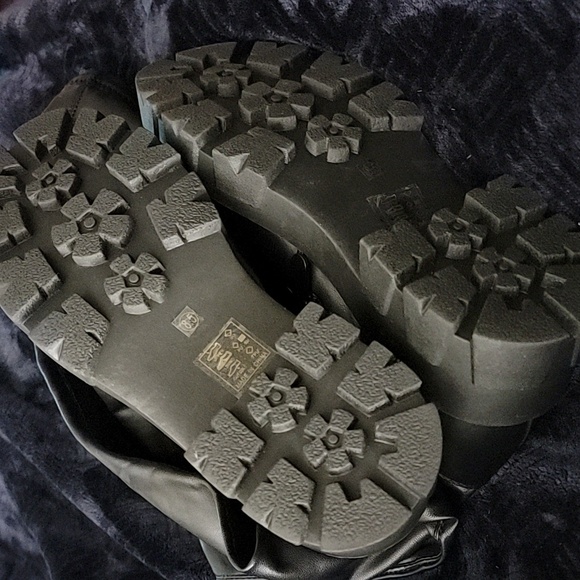 Azalea Wang combat over the knee Eureva boots NEW - Picture 9 of 11